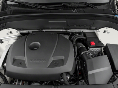 2018 Volvo XC90 Momentum