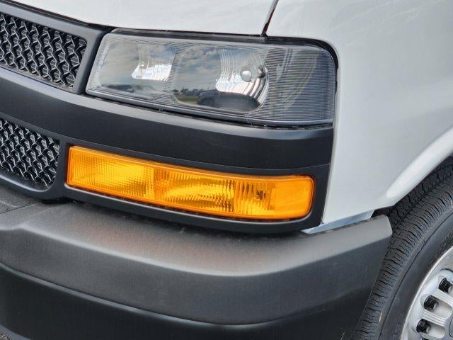 2026 Chevrolet Express Passenger LS