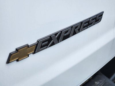 2026 Chevrolet Express Passenger LS