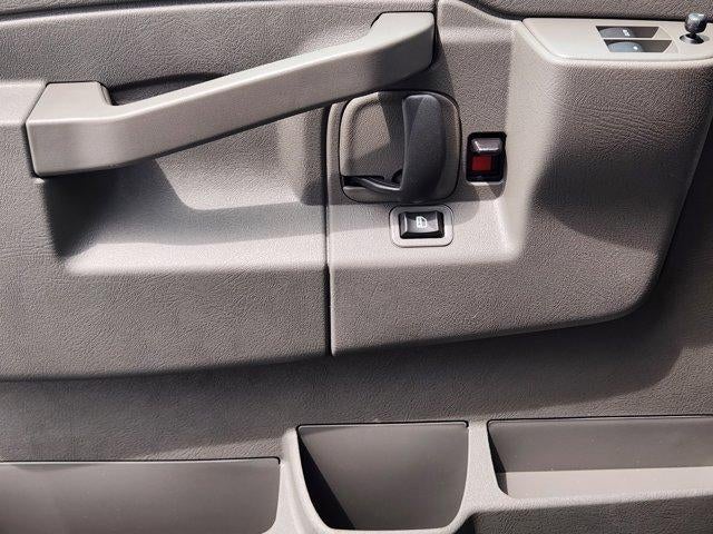 2026 Chevrolet Express Passenger LS