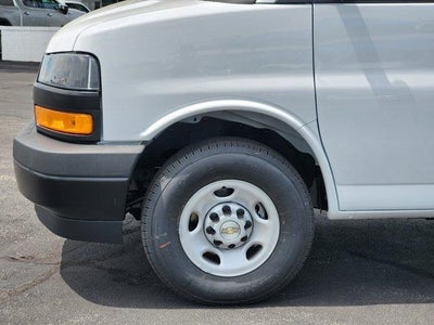 2026 Chevrolet Express Passenger LS