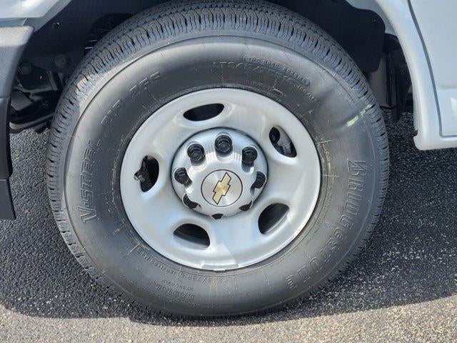 2026 Chevrolet Express Passenger LS