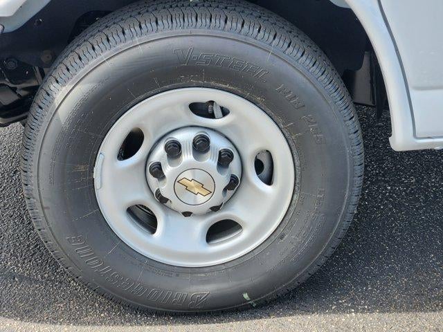2026 Chevrolet Express Passenger LS