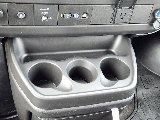 2026 Chevrolet Express Passenger LS