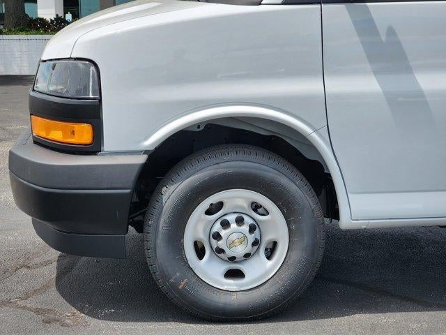 2026 Chevrolet Express Passenger LS