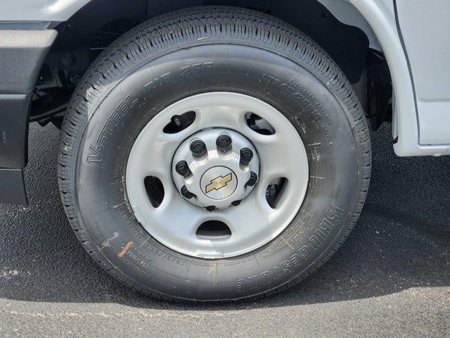2026 Chevrolet Express Passenger LS