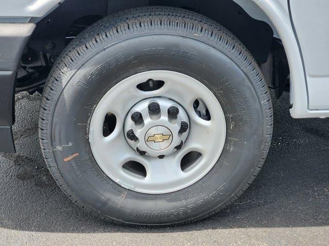 2026 Chevrolet Express Passenger LS