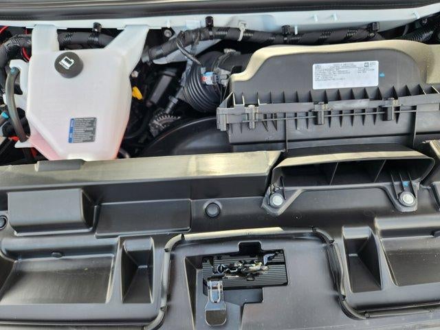 2026 Chevrolet Express Passenger LS