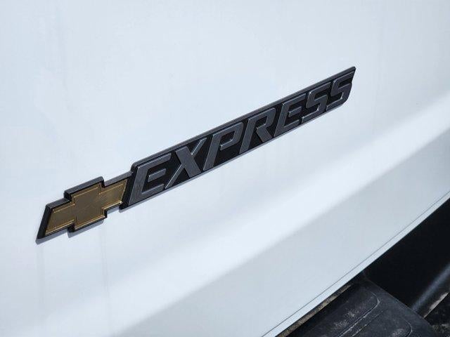 2026 Chevrolet Express Passenger LS
