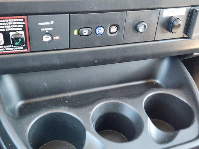 2025 Chevrolet Express Cutaway 3500 Base