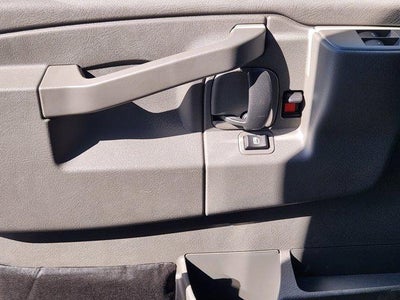 2025 Chevrolet Express Cutaway 3500 Base