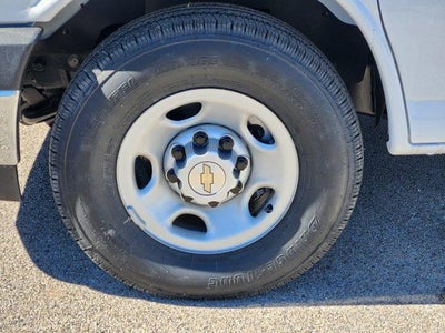 2025 Chevrolet Express Cutaway 3500 Base