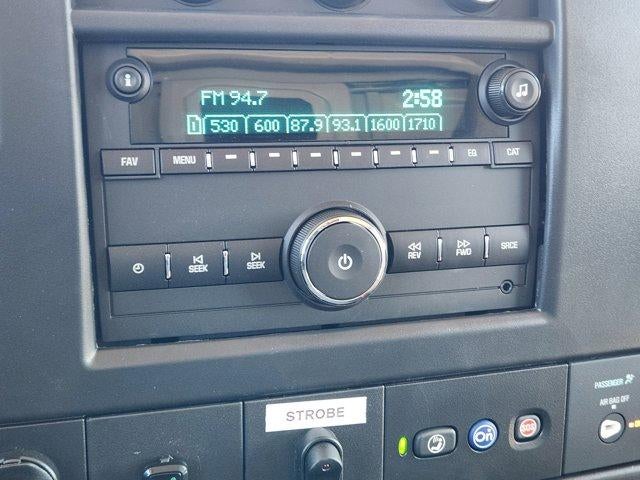 2025 Chevrolet Express Cutaway 3500 Base