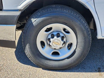 2025 Chevrolet Express Cutaway 3500 Base