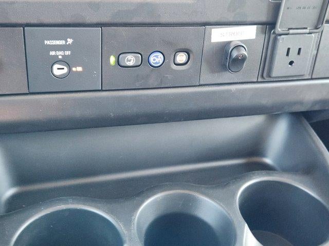 2025 Chevrolet Express Cutaway 3500 Base