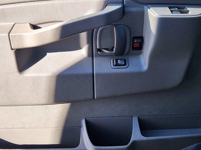 2025 Chevrolet Express Cutaway 3500 Base