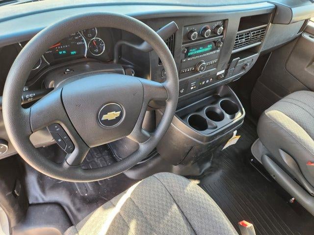 2025 Chevrolet Express Cutaway 3500 Base