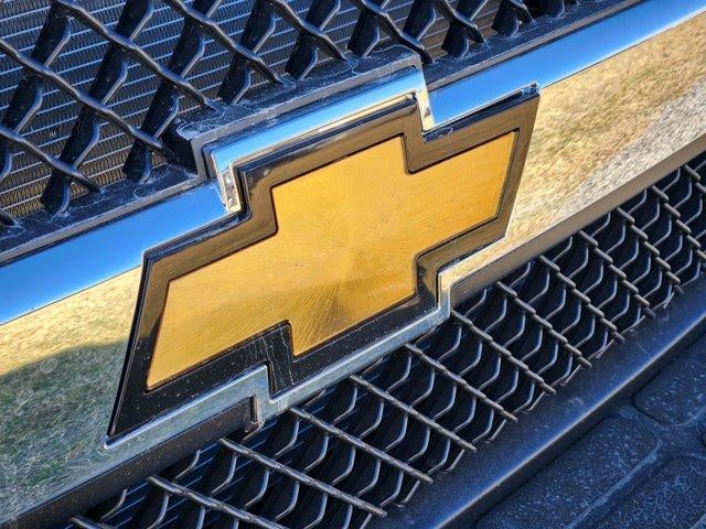 2025 Chevrolet Express Cutaway 3500 Base