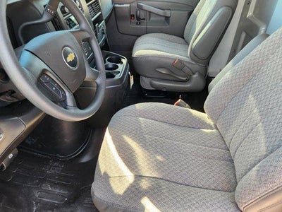 2025 Chevrolet Express Cutaway 3500 Base