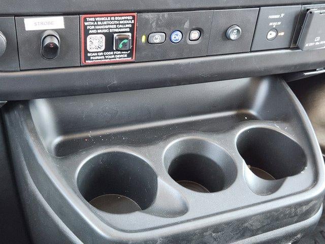 2025 Chevrolet Express Cutaway 3500 Base