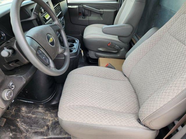 2026 Chevrolet Express Cutaway 3500 Base