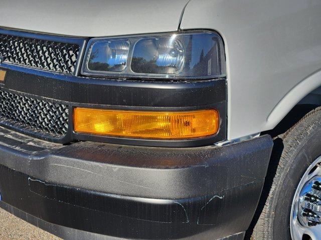 2025 Chevrolet Express Cargo 2500 Base