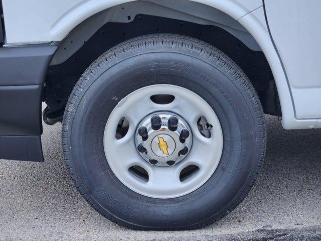 2025 Chevrolet Express Cargo 2500 Base