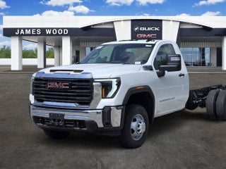 2026 GMC Sierra 3500 HD Chassis Cab Pro