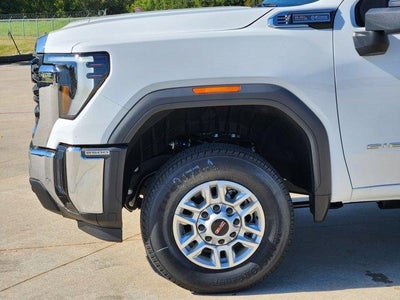 2025 GMC Sierra 2500 HD Pro