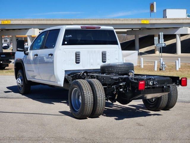 2026 GMC Sierra 3500 HD Chassis Cab Pro