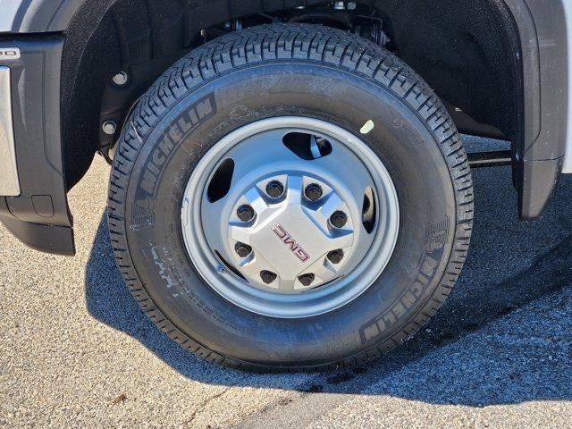 2026 GMC Sierra 3500 HD Chassis Cab Pro