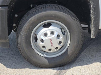 2025 GMC Sierra 3500 HD Chassis Cab Pro