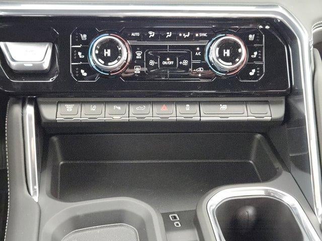 2026 GMC Sierra 3500 HD Denali Ultimate DRW