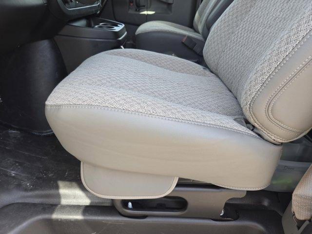 2025 GMC Savana Cargo 2500 Base