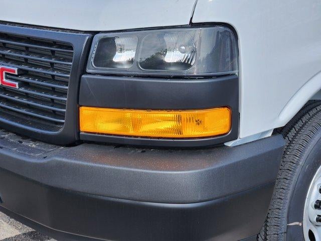 2026 GMC Savana Cargo Base