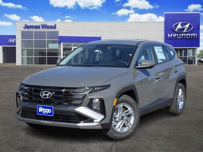 2026 Hyundai TUCSON SE FWD