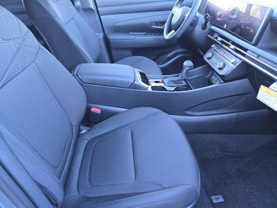 2026 Hyundai TUCSON SE FWD