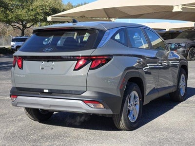 2026 Hyundai TUCSON SE FWD