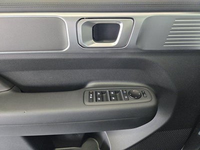 2027 Hyundai SANTA FE SE