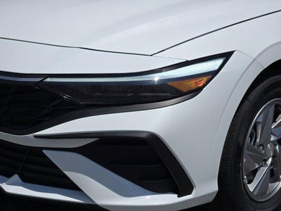 2026 Hyundai ELANTRA SE