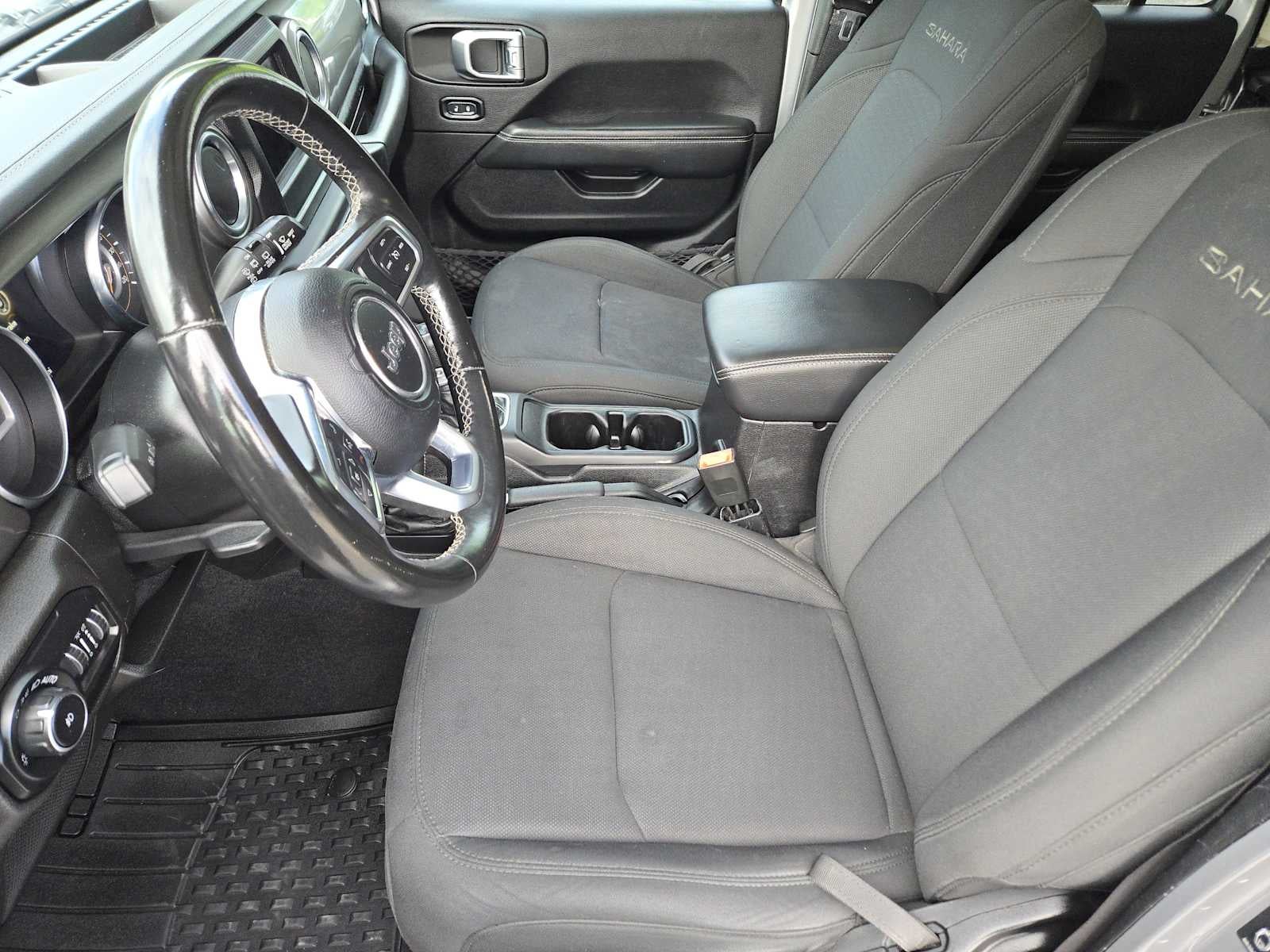 2020 Jeep Wrangler Unlimited Sahara 4x4