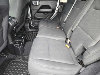 2020 Jeep Wrangler Unlimited Sahara 4x4