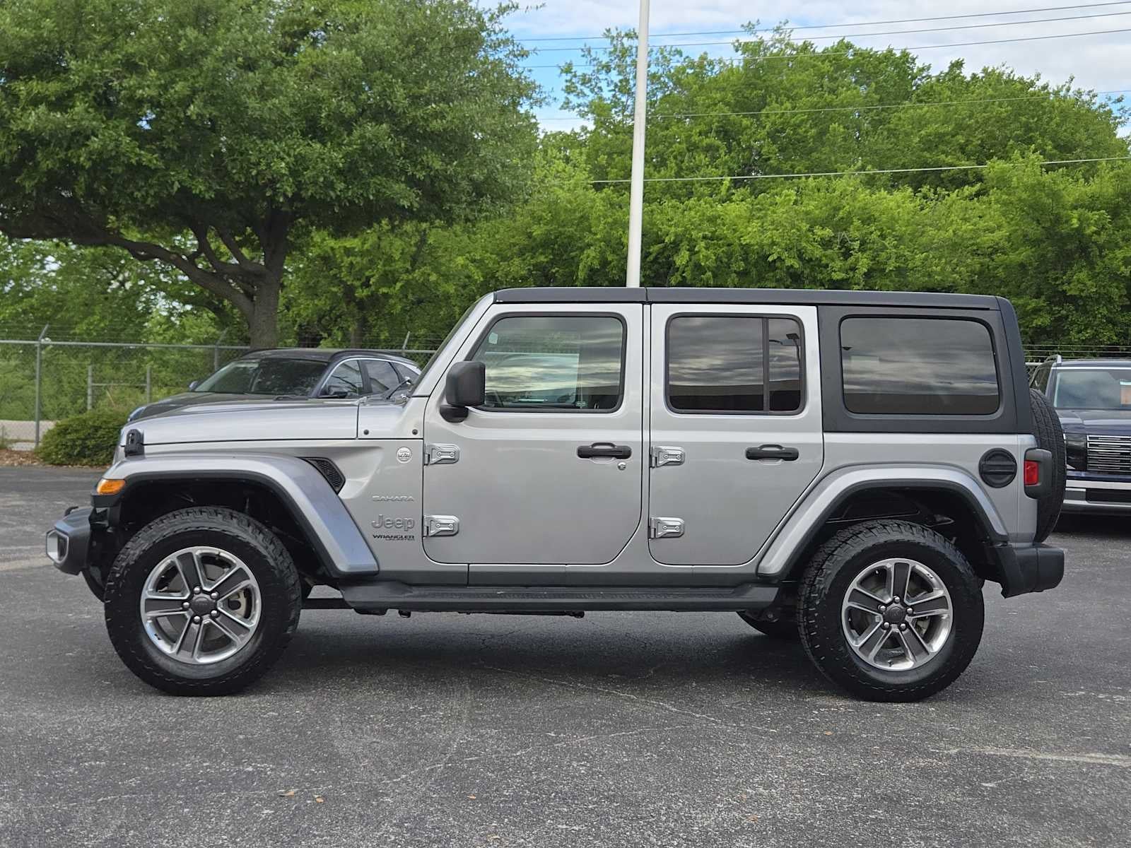 2020 Jeep Wrangler Unlimited Sahara 4x4