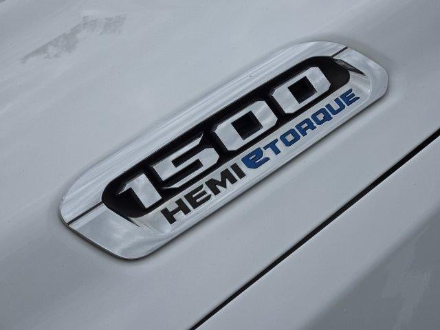 2022 RAM 1500 Lone Star Crew Cab 4x4 5'7" Box