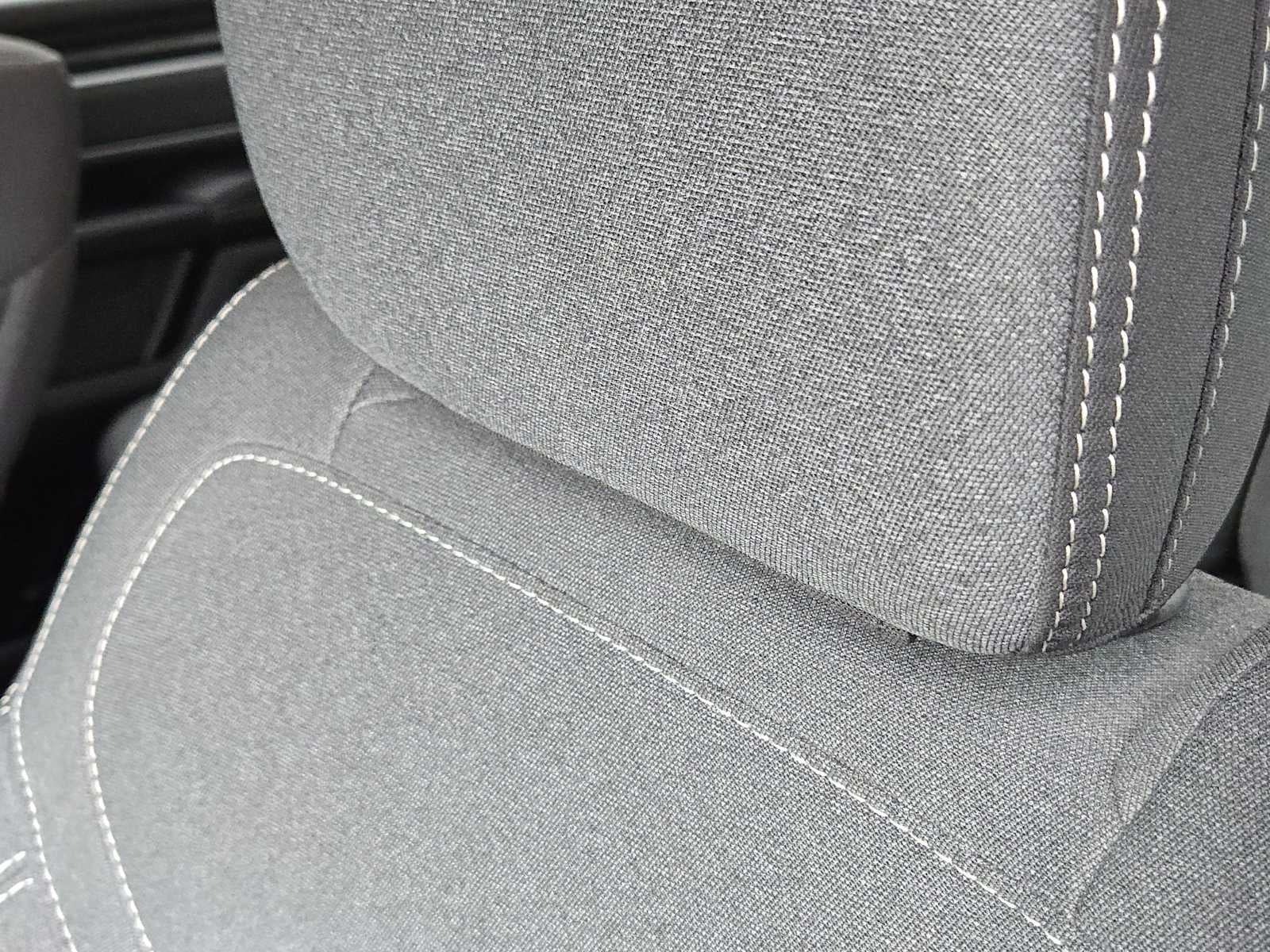 2022 RAM 1500 Lone Star Crew Cab 4x4 5'7" Box