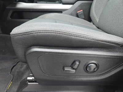 2022 RAM 1500 Lone Star Crew Cab 4x4 5'7" Box
