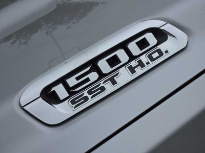 2025 RAM 1500 Limited Crew Cab 4x4 5'7" Box