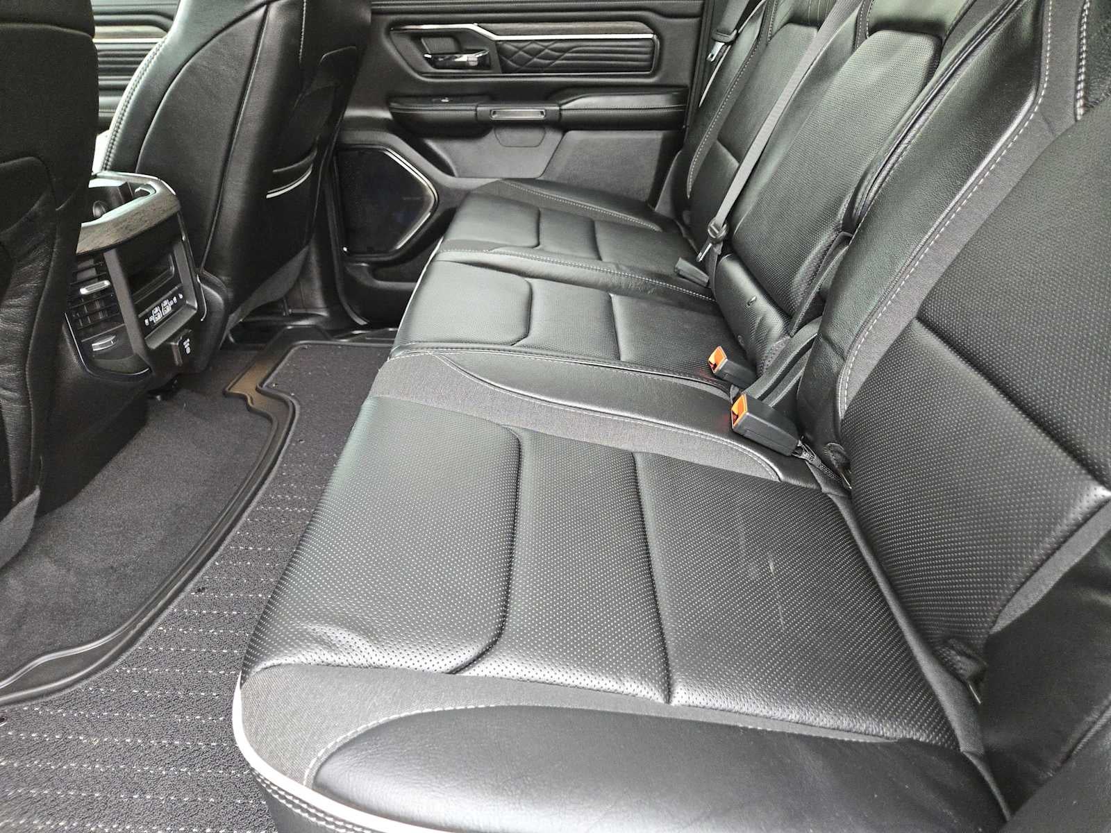 2025 RAM 1500 Limited Crew Cab 4x4 5'7" Box