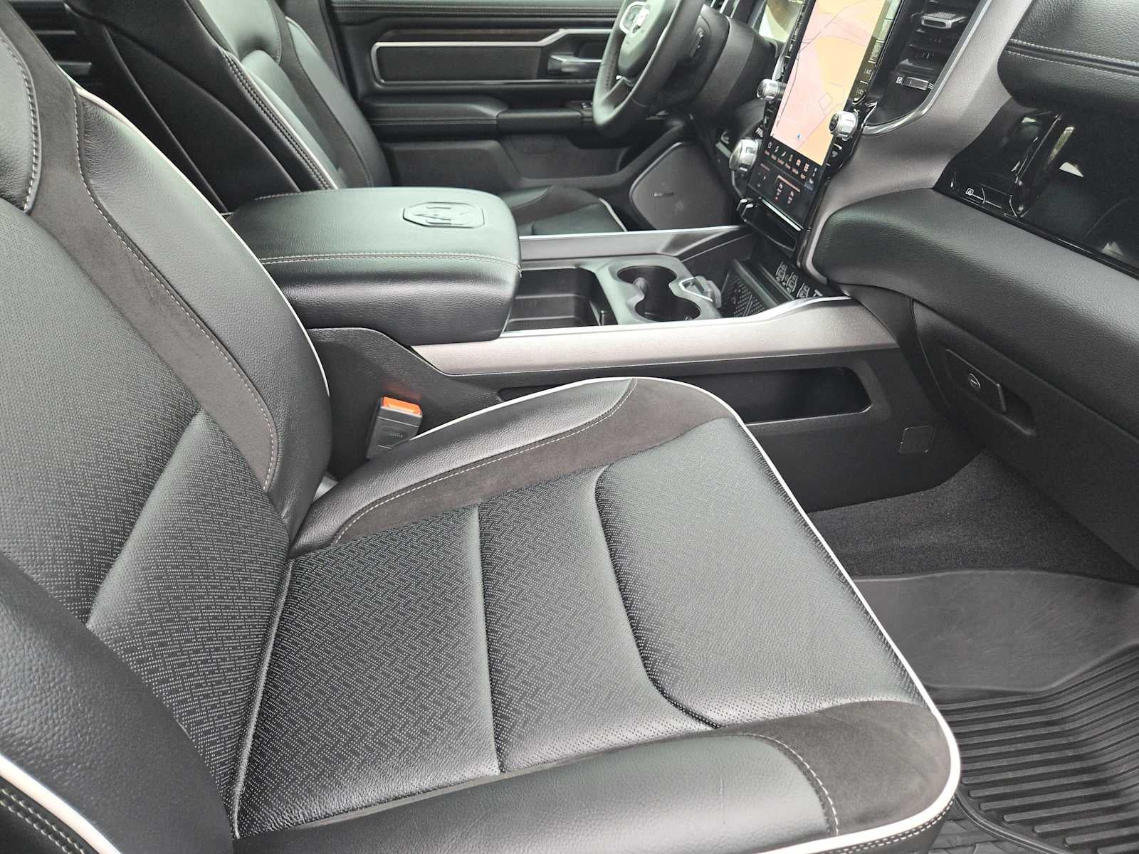 2025 RAM 1500 Laramie Crew Cab 4x4 5'7" Box