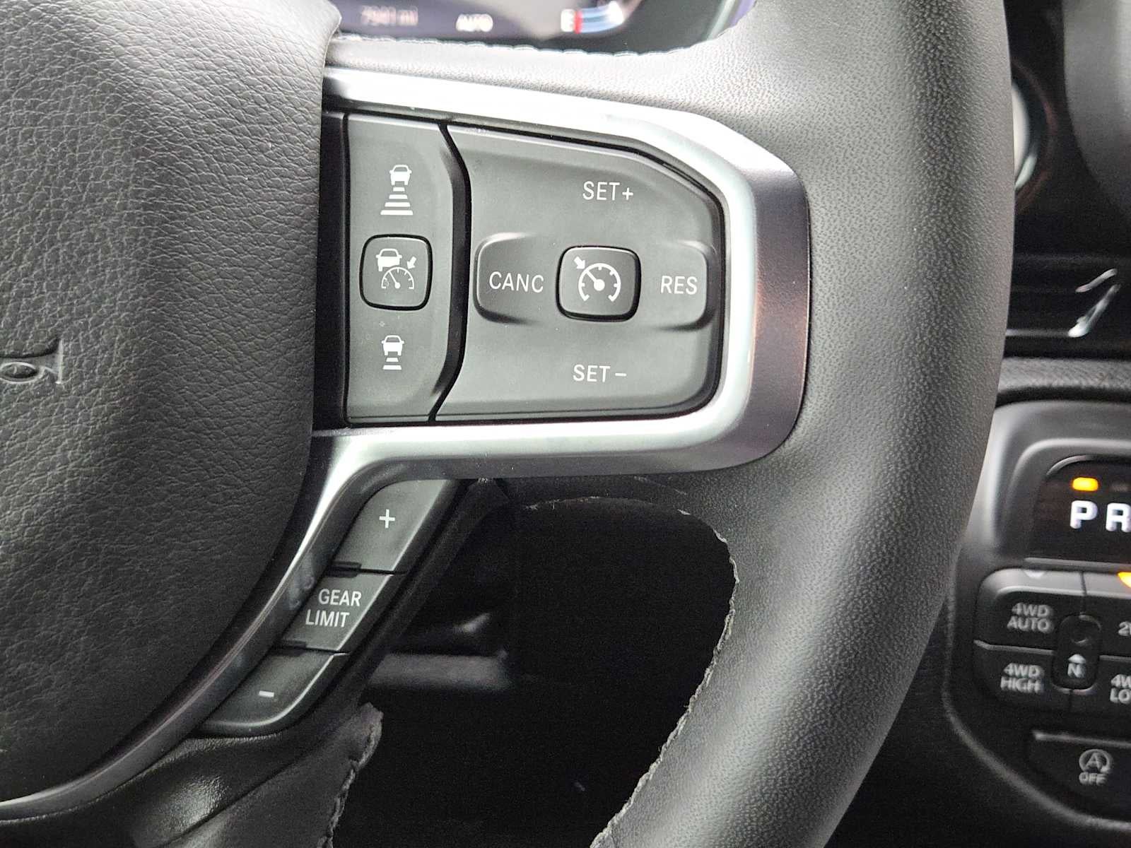 2025 RAM 1500 Laramie Crew Cab 4x4 5'7" Box